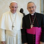 Substituto da Secretaria de Estado do Vaticano visita Torre dos Clérigos